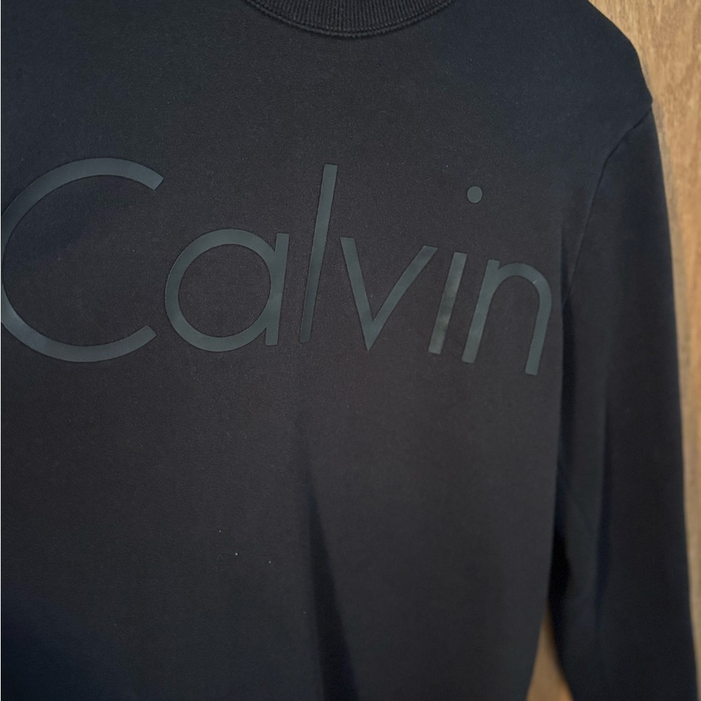 Calvin Klein Men's Dark Gray Long Sleeve Tee